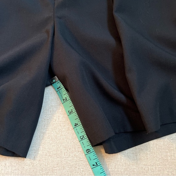 Tofy High Waisted Pleated Dress Shorts Pockets Size 14 Black USA. - Picture 8 of 8